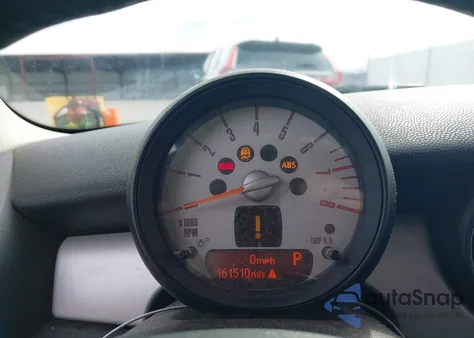 2011 Mini Cooper из США, поврежденный, VIN WMWSU3C52BT092653